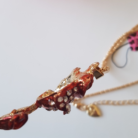 Betsey Johnson Style Necklace Crystal Rose Pendant Chain - Picture 6 of 9